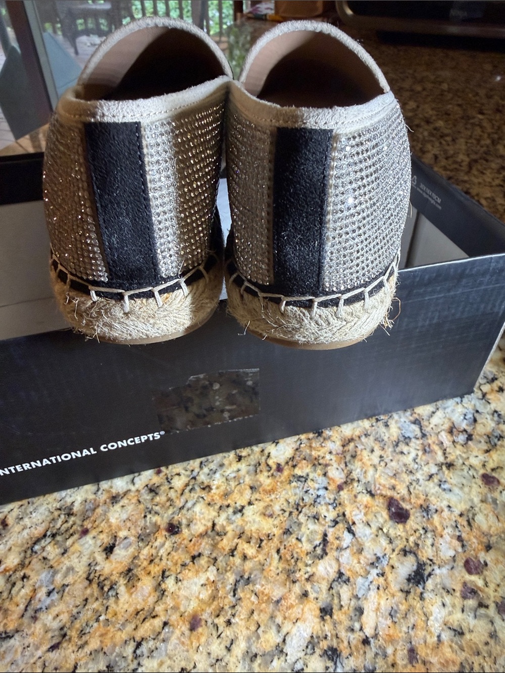 INC International Concepts, 6.5 Metallic Espadrille Flats - Silver & Black NEW - Picture 5 of 13
